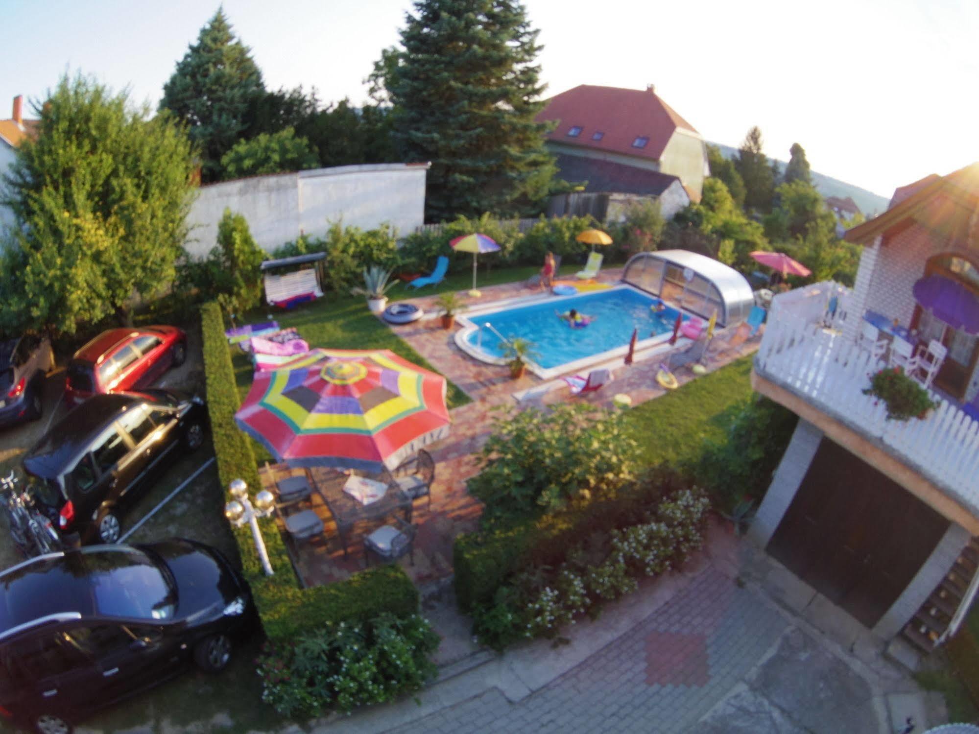 Joker Villa Apartmanhaus Hévíz Exterior foto